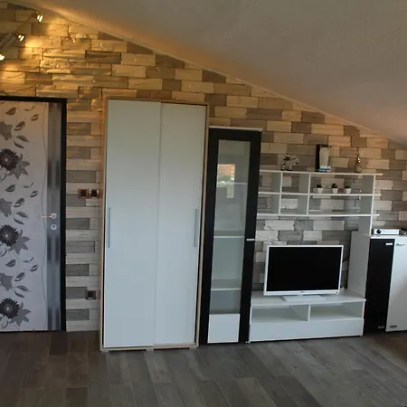 Kimberly Apartment